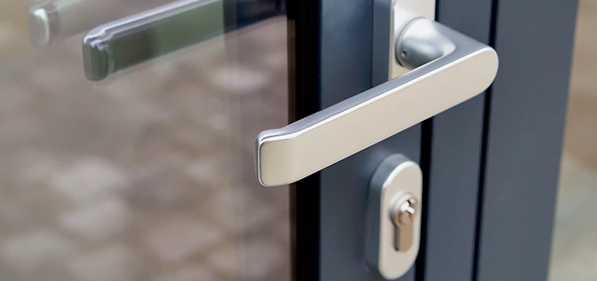 Broken Door Lock Cylinder Repair in Imperial, California